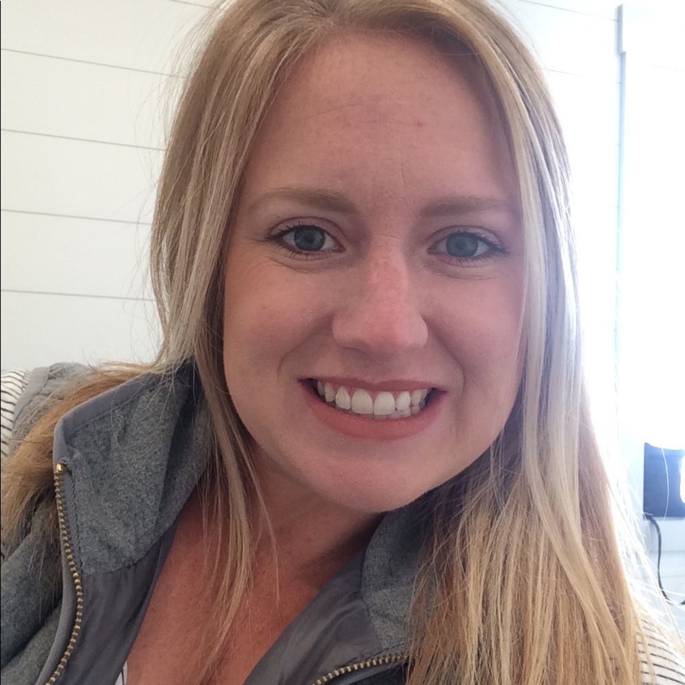 Meet your Posher, Corine